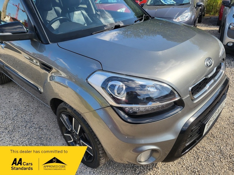 Kia Soul Red #7