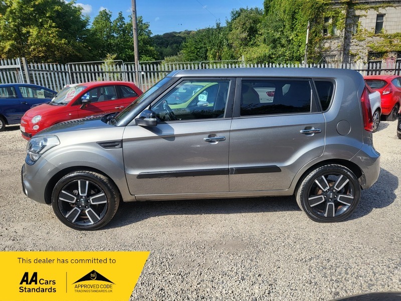 Kia Soul Red #23