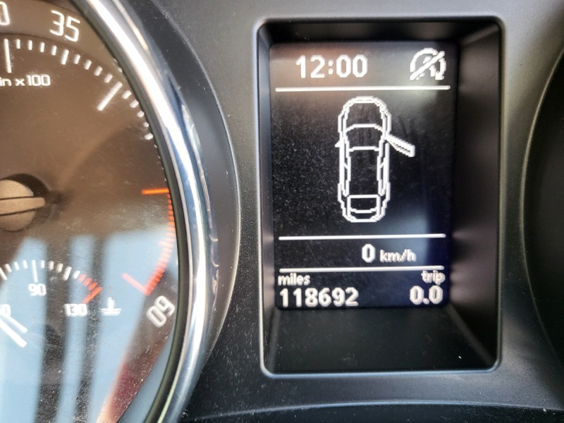 Skoda Superb 2.0 Tdi Cr 170 Elegance Black #8