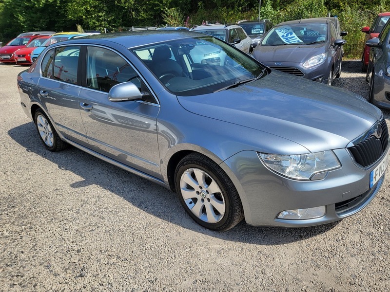Skoda Superb 2.0 Tdi Cr 170 Elegance Black #9