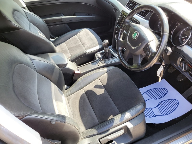 Skoda Superb Se Greenline II Tdi Grey #2