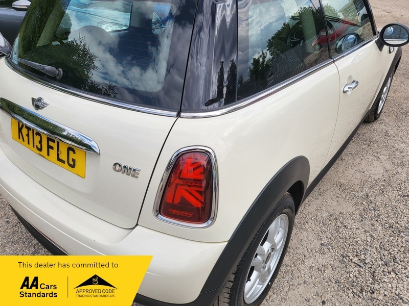 Mini Hatch 1.6 One Baker Street Euro 6 201363 Grey #15
