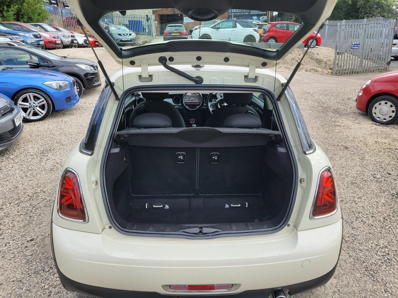 Mini Hatch 1.6 One Baker Street Euro 6 201363 Grey #21