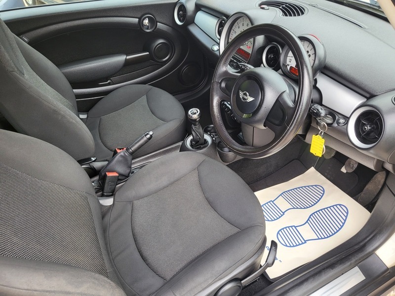 Mini Hatch One White #2