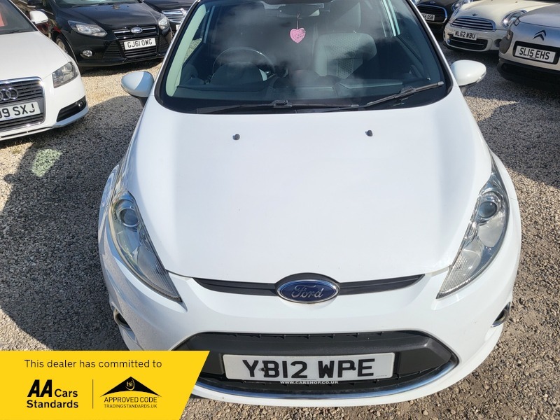 Ford Fiesta Zetec White #5