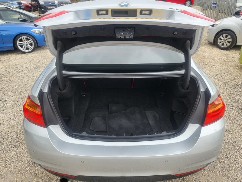 BMW 4 Series 3.0 430D 258 Bhp White #25