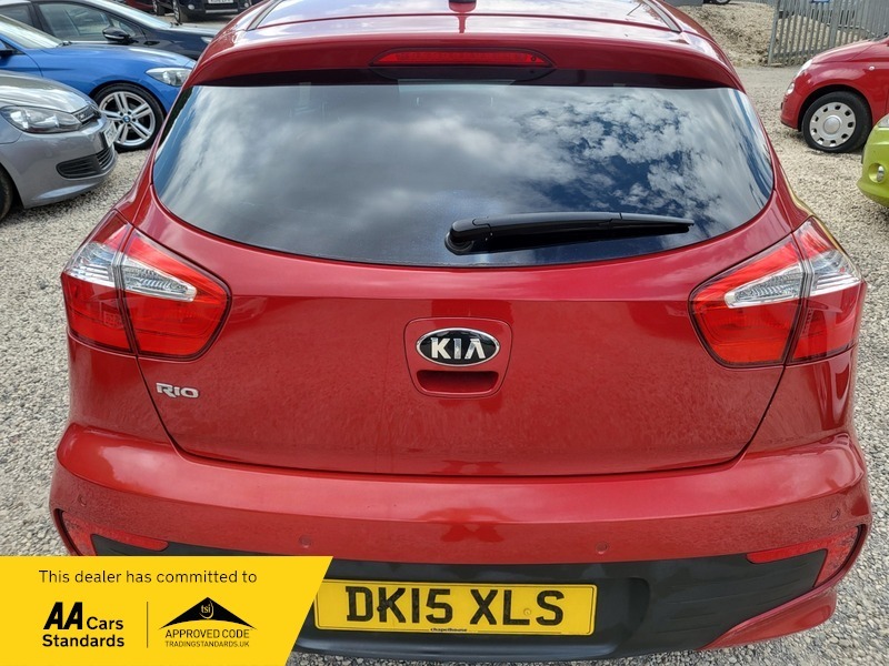Kia RIO Hatchback 1.25 Sr7 Euro 6 201515 White #18