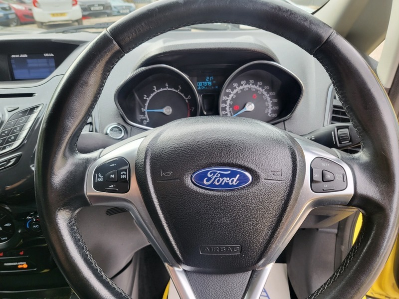 Ford Ecosport Titanium Yellow #5