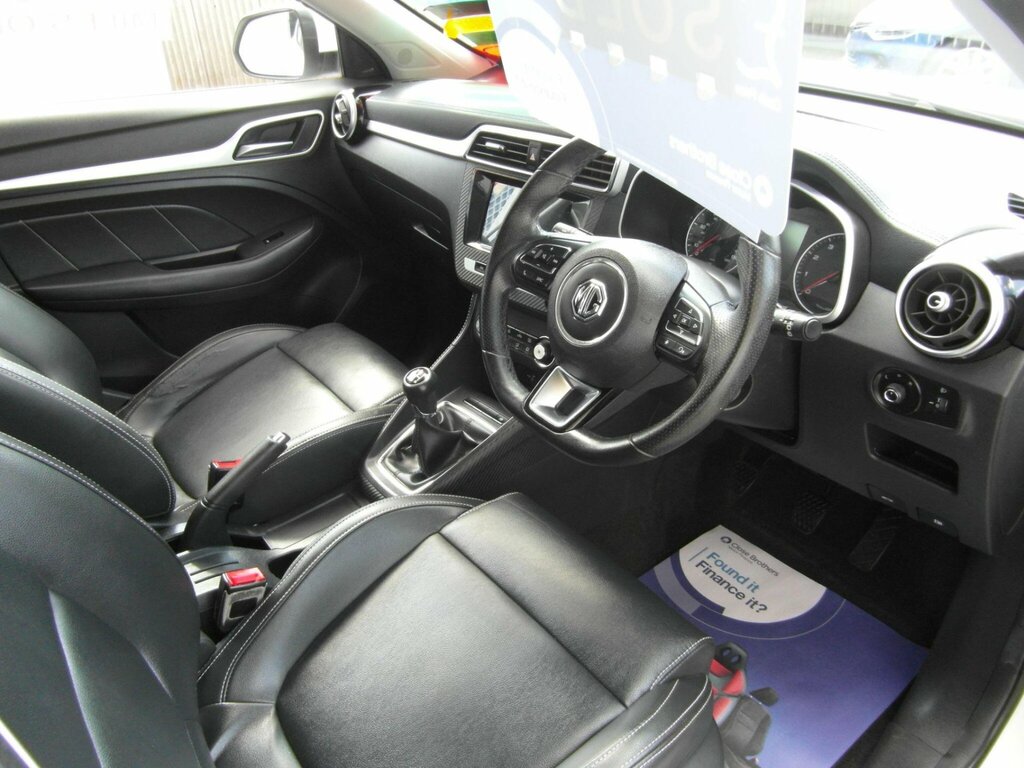 MG ZS 1.5 Vti-tech Exclusive Euro 6 Ss White #4