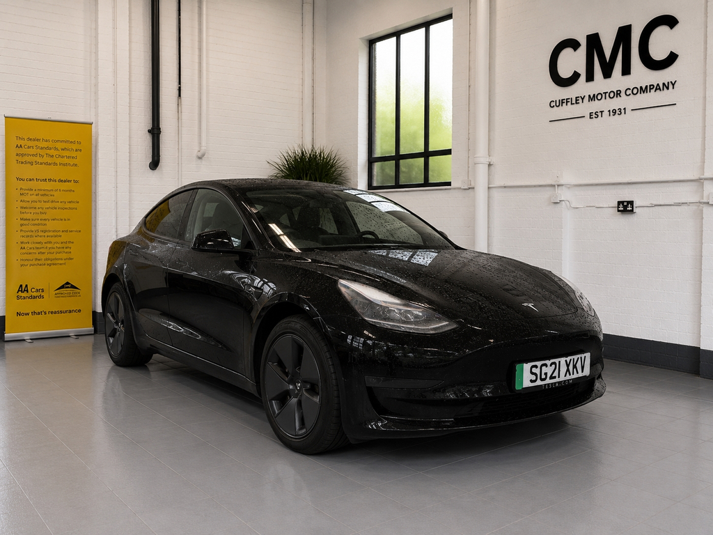 Tesla Model 3 Dual Motor Long Range Saloon 4