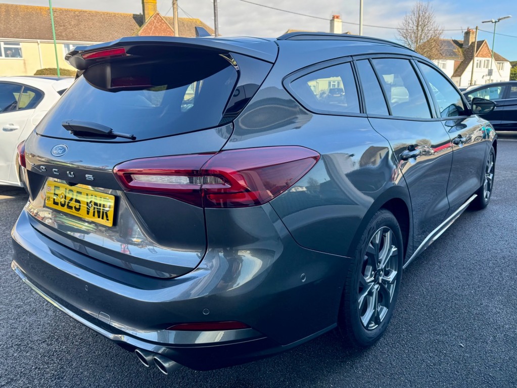 Ford Focus 1.0 Ecoboost Hybrid Mhev 155 St-line EJ25VNR Grey #4