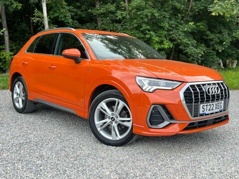 Audi Q3 1.5 Q3 S ST22XEG Orange