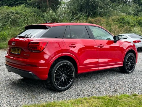 Audi Q2 1.0 Q2 Black SV19LSB Red #3