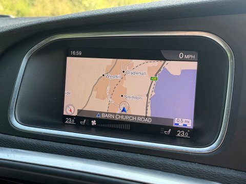 Volvo V40 D2 R-design Nav Plus Grey #13