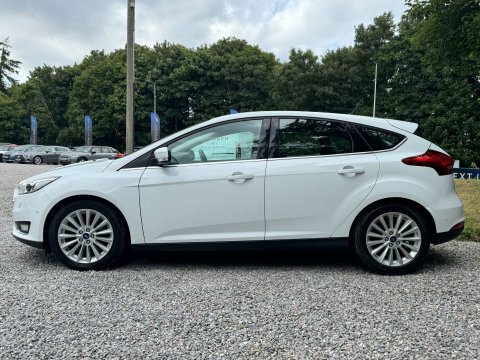 Ford Focus 1.5 Focus Titanium SY67KUU White #6