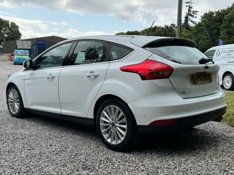 Ford Focus 1.5 Focus Titanium SY67KUU White #5