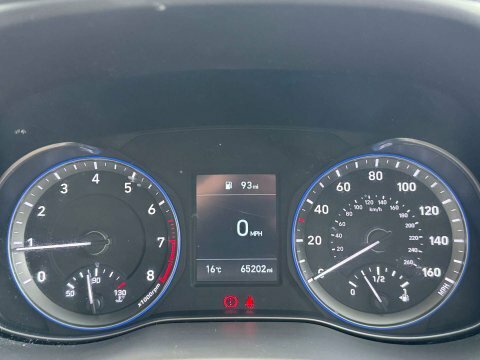 Hyundai Kona S Orange #12