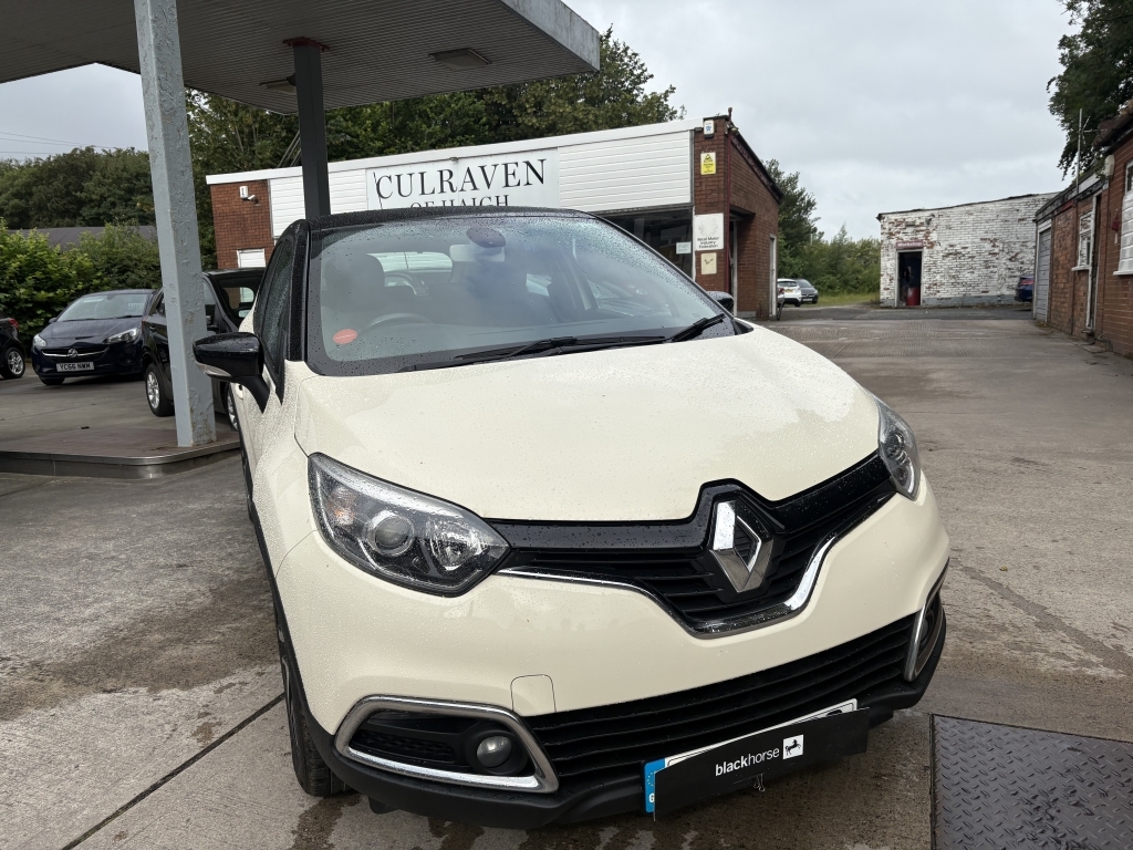 Renault Captur 1.5 Dynamique Medianav Black