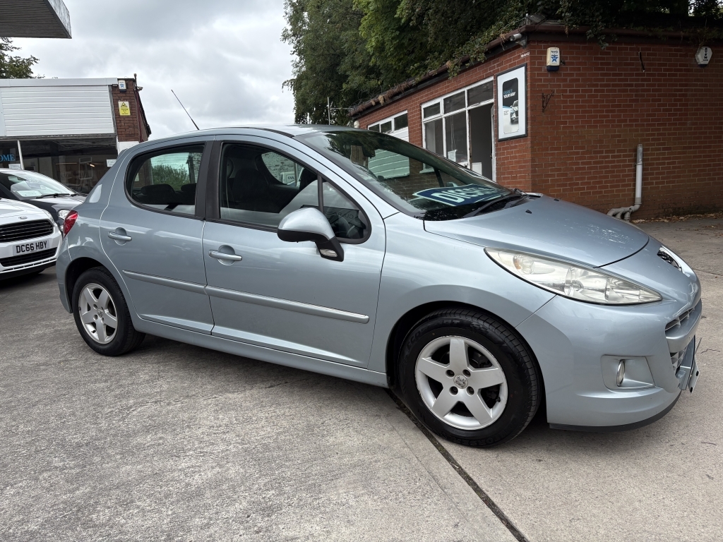 Peugeot 207 1.4 Hdi Envy Blue #2