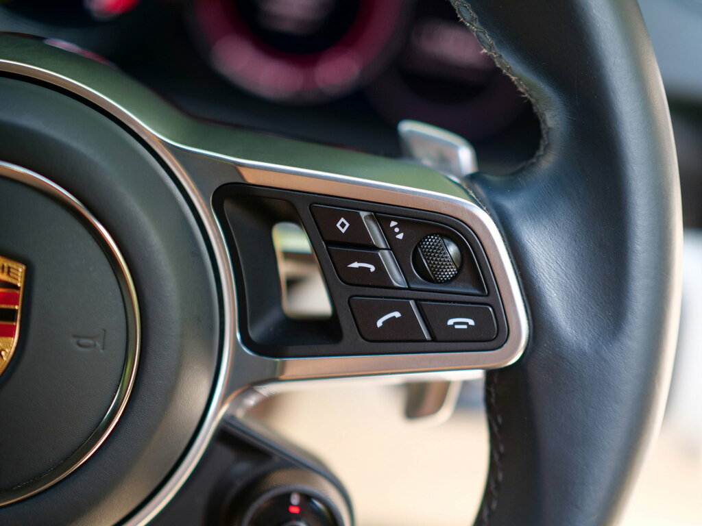 Porsche Cayenne White #37