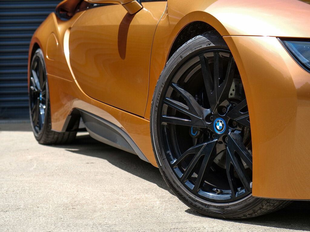 BMW i8 2dr Auto White #36