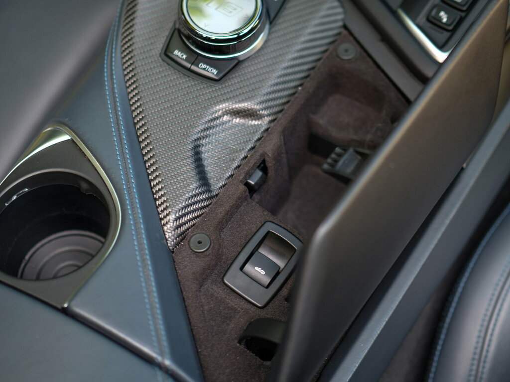 BMW i8 2dr Auto White #21