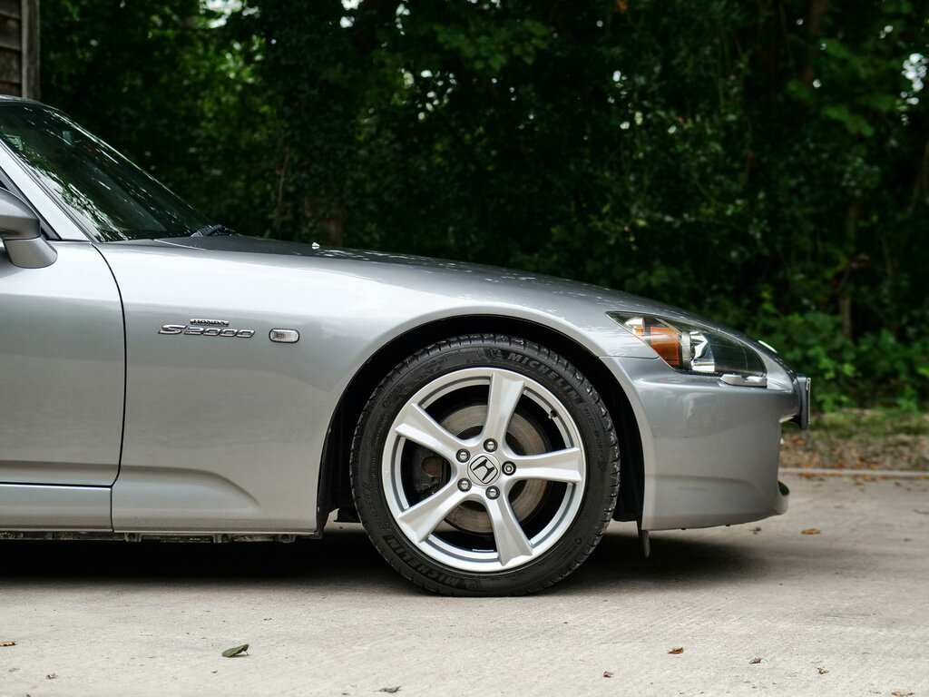 Honda S2000 2.0I Vtec Roadster Gt 2-Door Grey #39