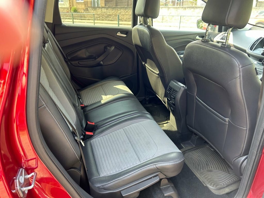 Ford Kuga 2L Titanium Red #4