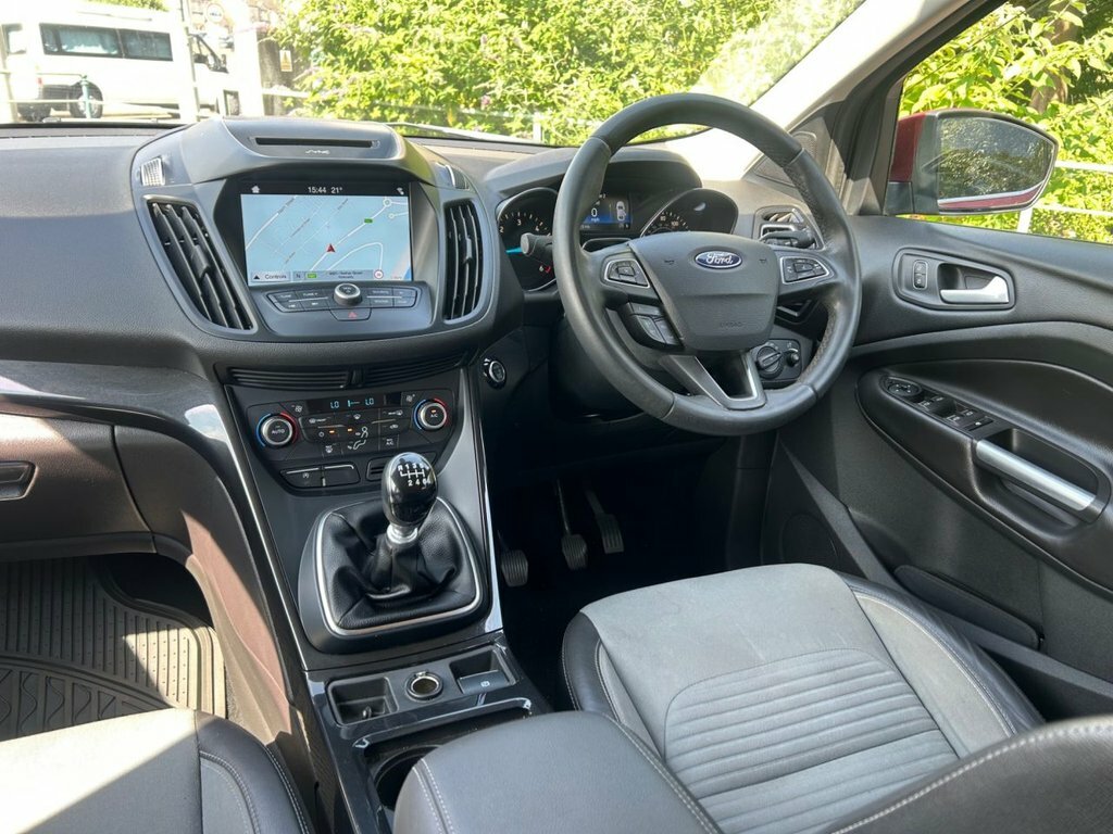 Ford Kuga 2L Titanium Red #2