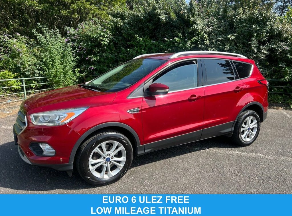 Ford Kuga 2L Titanium Red
