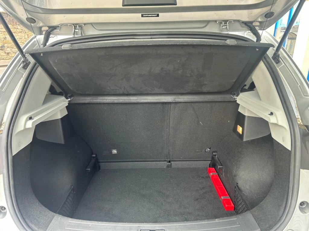 MG ZS 1L Exclusive SO24HTA Silver #3