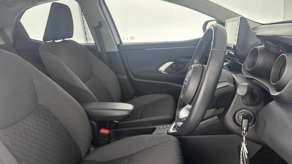 Toyota Yaris 1.5 Hybrid Dynamic Cvt Grey #12