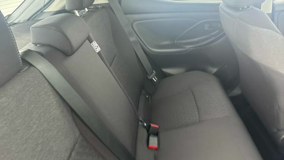Toyota Yaris 1.5 Hybrid Dynamic Cvt Grey #8