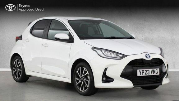 Toyota Yaris Hybrid Grey #30