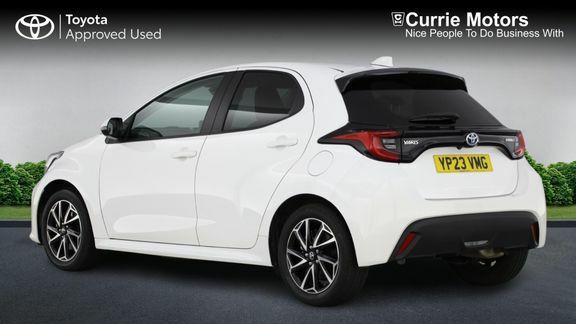 Toyota Yaris Hybrid Grey #4