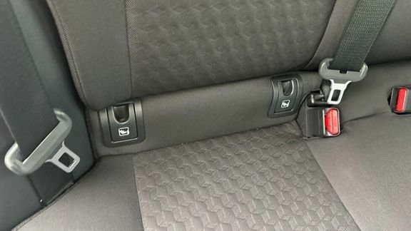 Toyota Yaris Hybrid Grey #41