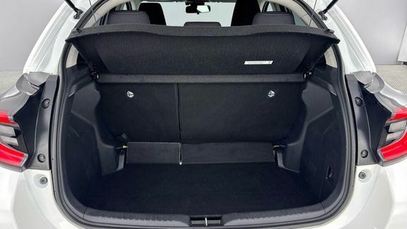 Toyota Yaris Hybrid Grey #40