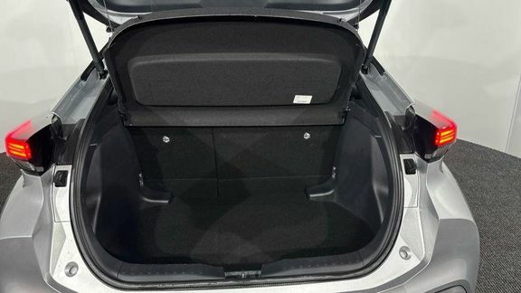 Toyota C-Hr 2.0 Phev Design Cvt #14