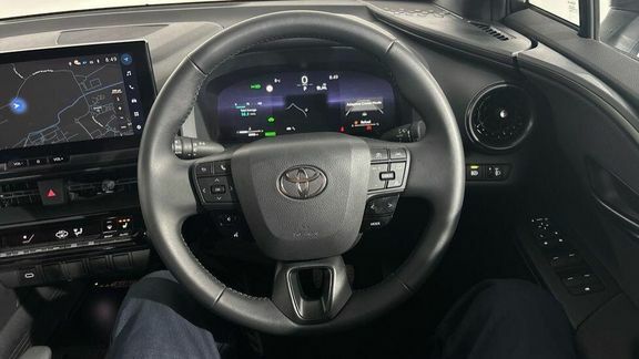 Toyota C-Hr Design 1.8 Fwd Hybrid Silver #6