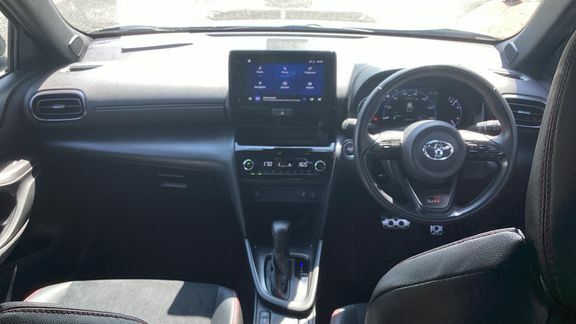 Toyota Yaris Cross Gr Sport Fwd Grey #6