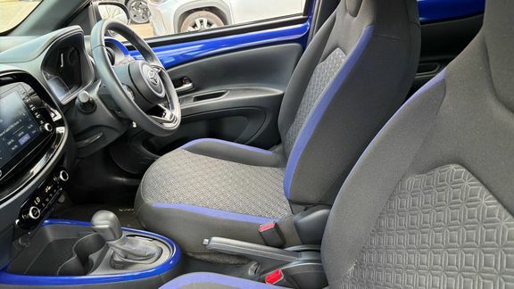 Toyota Aygo X Edge Automatic Blue #5