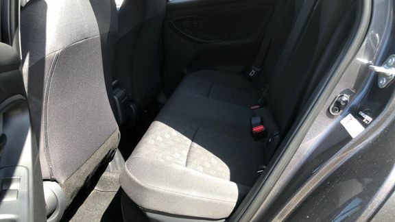 Toyota Yaris 1.5 Hybrid Design Cvt Black #14