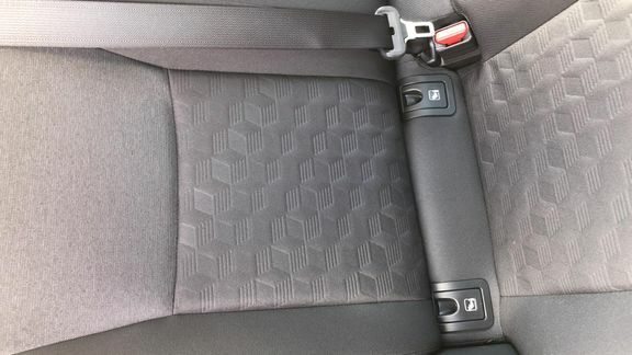 Toyota Yaris 1.5 Hybrid Design Cvt Black #13