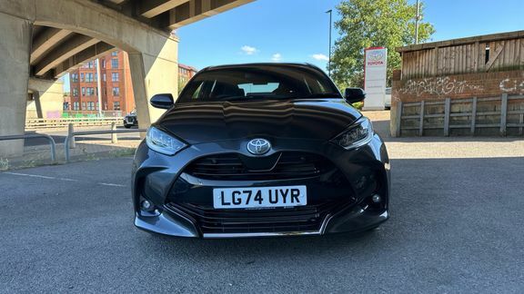 Toyota Yaris 1.5 Hybrid Design Grey #22