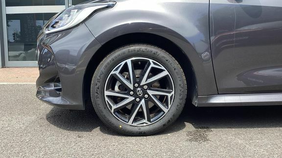 Toyota Yaris 1.5 Vvt-h Design E-cvt Euro 6 Ss Black #25