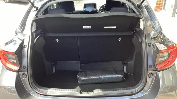 Toyota Yaris 1.5 Vvt-h Design E-cvt Euro 6 Ss Black #13
