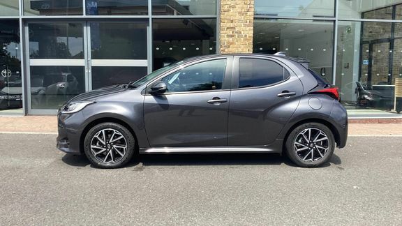 Toyota Yaris 1.5 Vvt-h Design E-cvt Euro 6 Ss Black #24