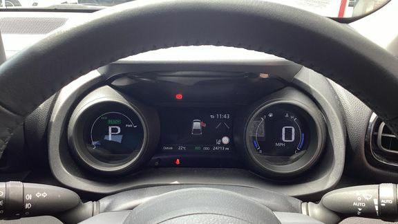 Toyota Yaris 1.5 Vvt-h Design E-cvt Euro 6 Ss Black #11