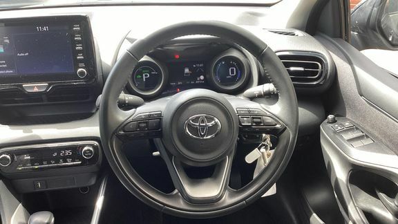 Toyota Yaris 1.5 Vvt-h Design E-cvt Euro 6 Ss Black #10