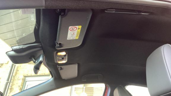 Toyota Yaris 1.5 Hybrid Design Cvt Black #19